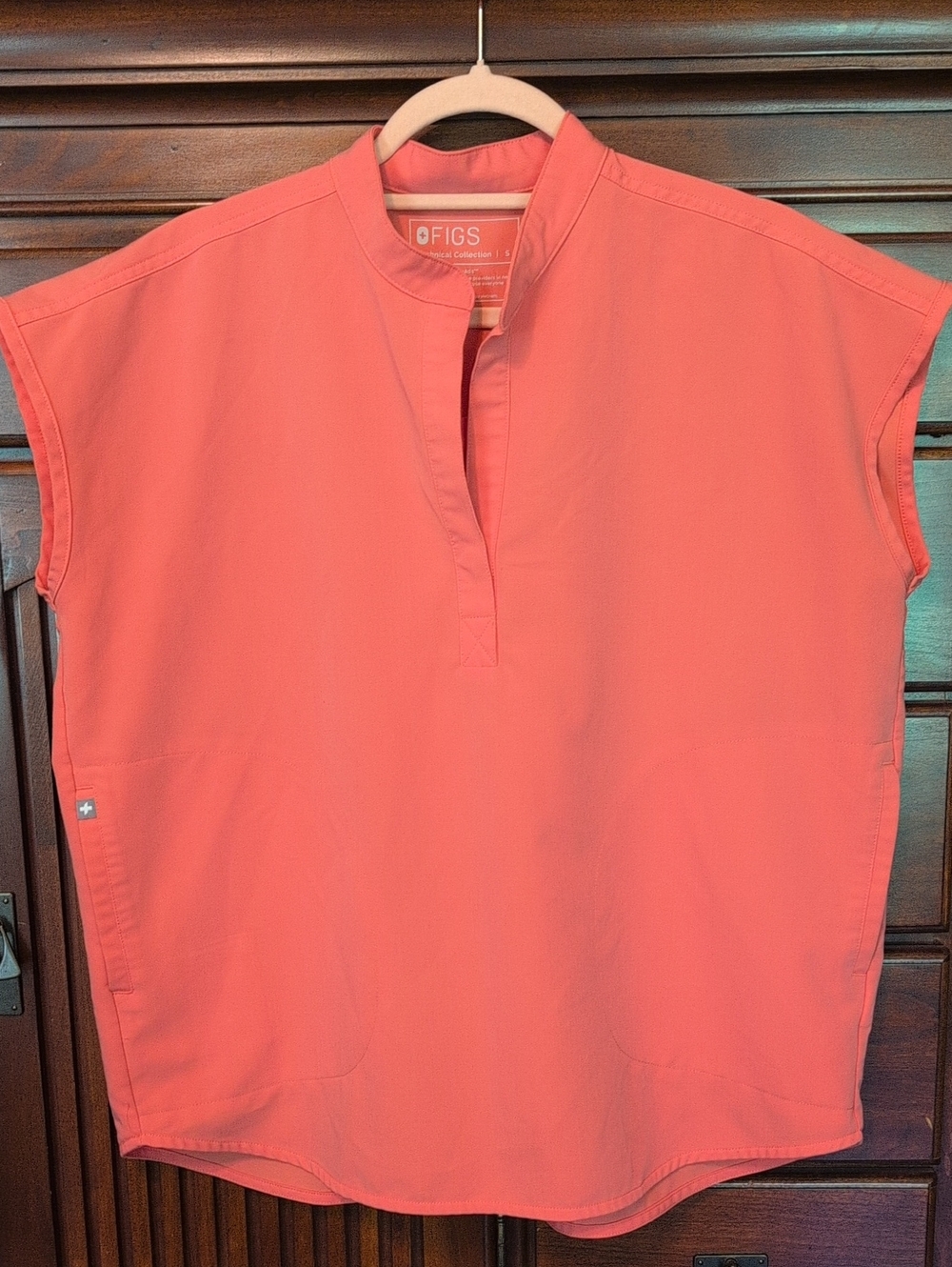 FIGS Coral Sleeveless Split-Neck Tunic Top Scrubs